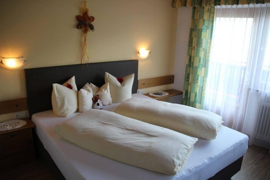 היפאך Gasthof Pension Berghof מראה חיצוני תמונה